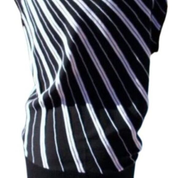 Cache Black White Knit Top New Stretch Banded Bottom Ruched Shoulder $108 NWT - Picture 5 of 6